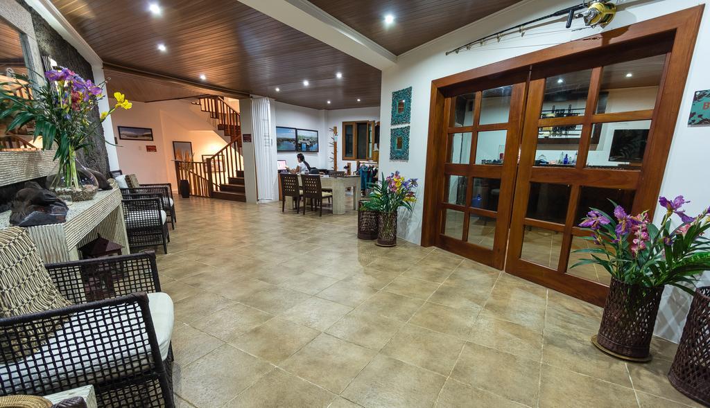 Iguana Crossing Boutique Hotel Puerto Villamil Esterno foto