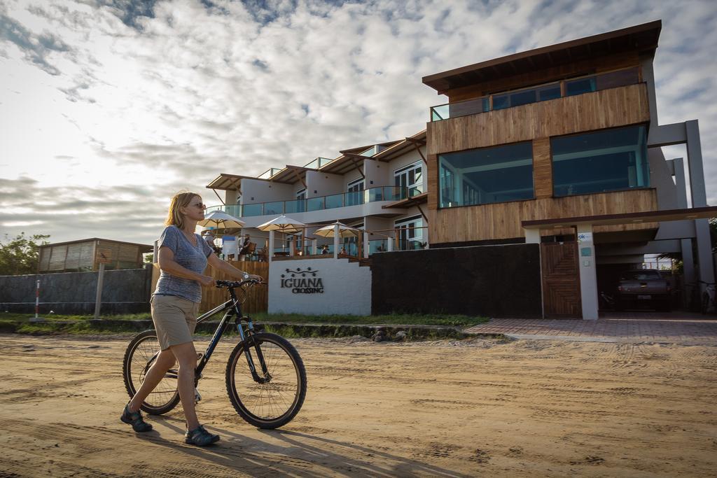 Iguana Crossing Boutique Hotel Puerto Villamil Esterno foto