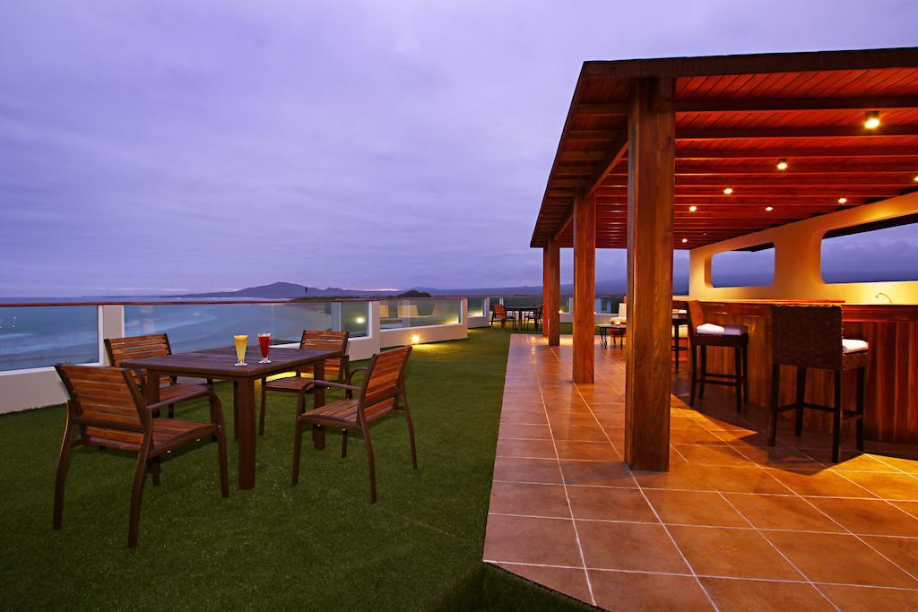 Iguana Crossing Boutique Hotel Puerto Villamil Esterno foto