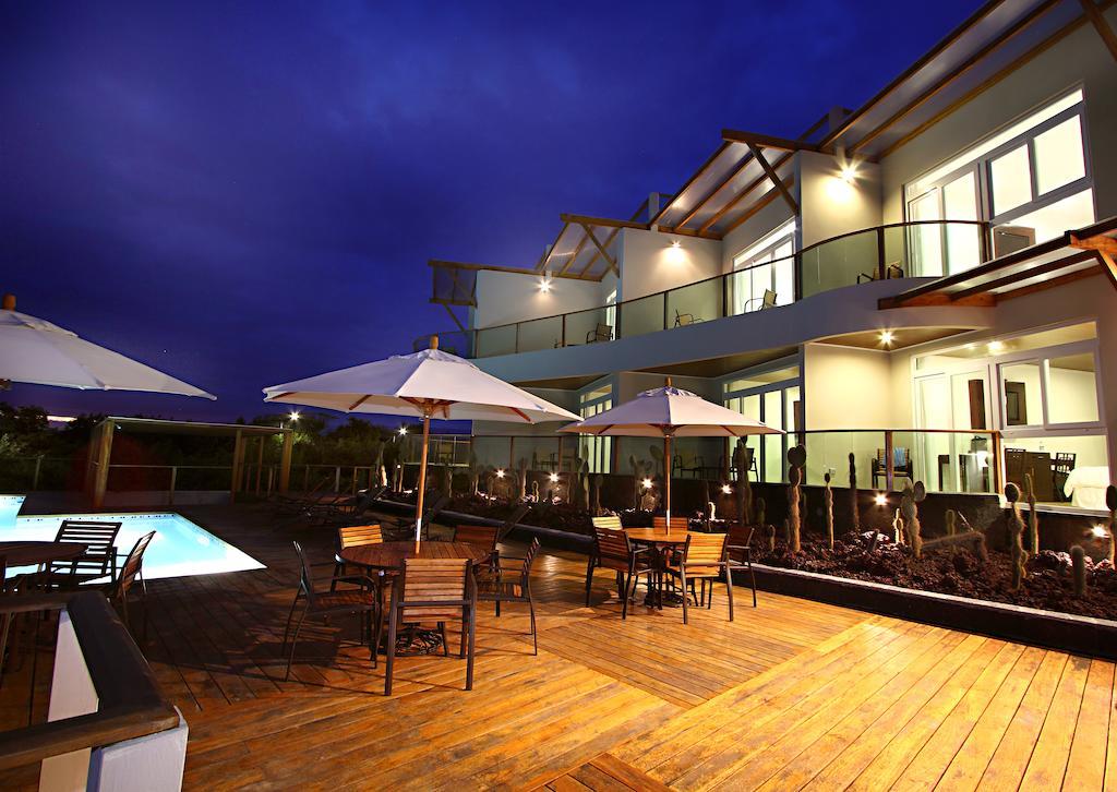 Iguana Crossing Boutique Hotel Puerto Villamil Esterno foto