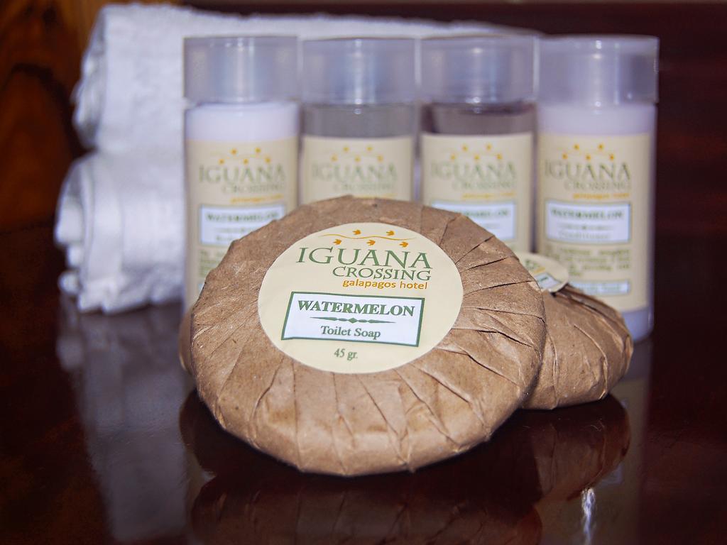 Iguana Crossing Boutique Hotel Puerto Villamil Camera foto